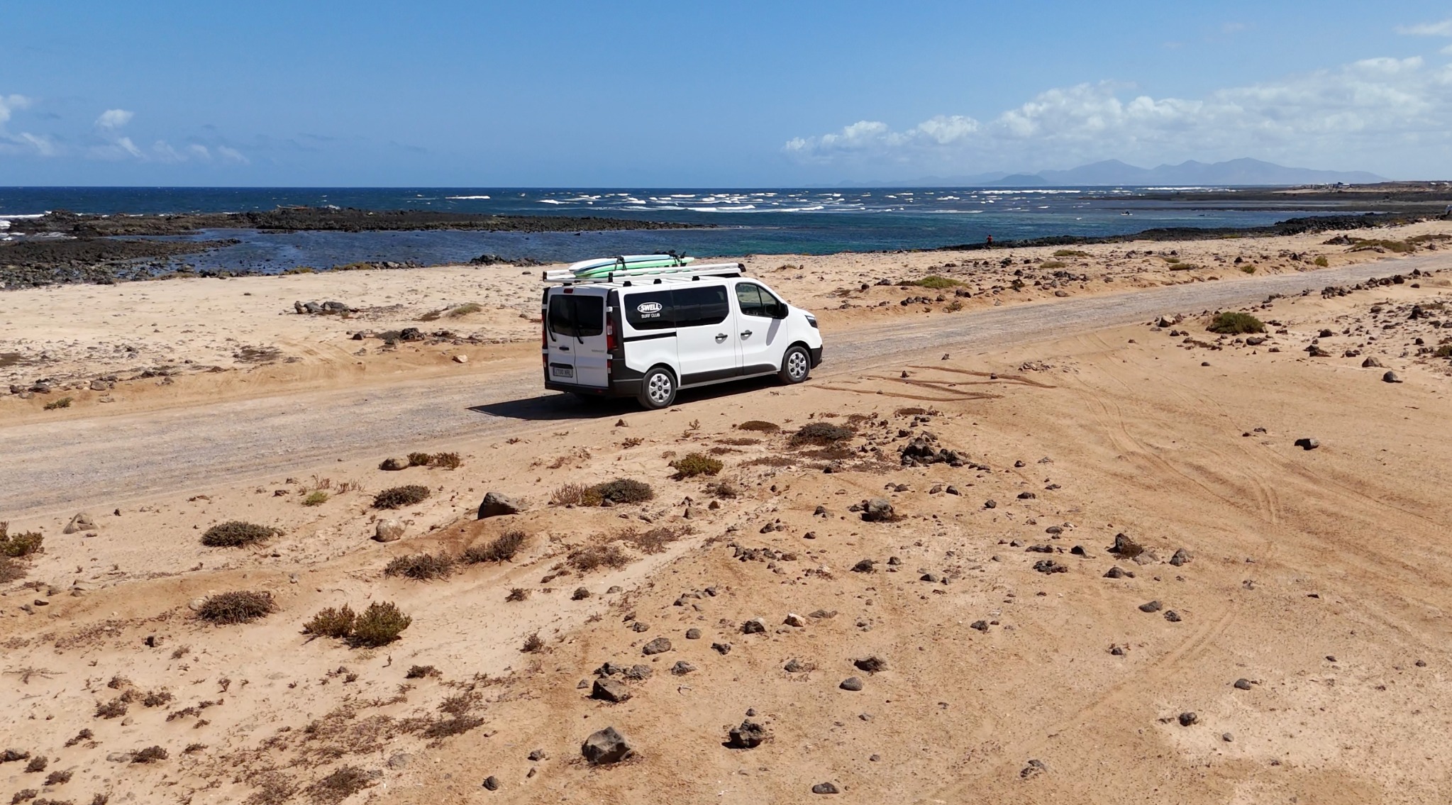 SWELL surf van crossing Fuerteventura